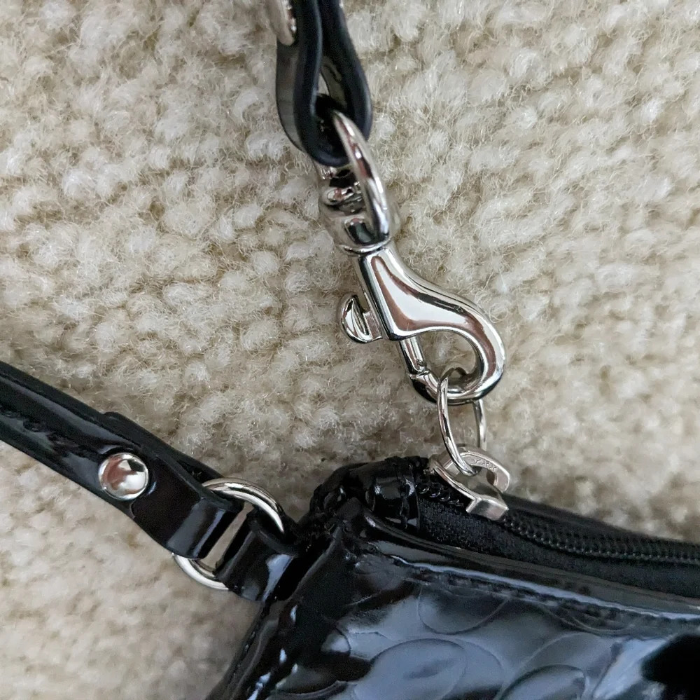 Coach Signature Wristlet - Black Patent Leather